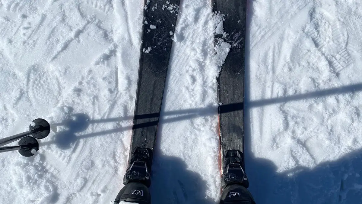 Kayak ve Kış Sporlarında Seyahat Sağlık Sigortası 2026: Riskli Spor Teminatı