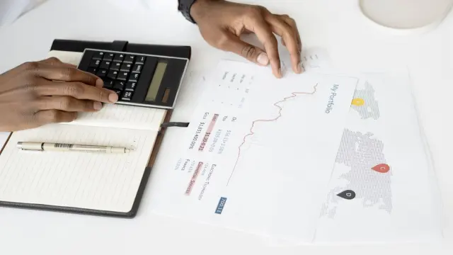 BES Fonu Zarar Ederse Ne Olur? 2026 Getiri, Risk ve Fon Değişikliği Rehberi