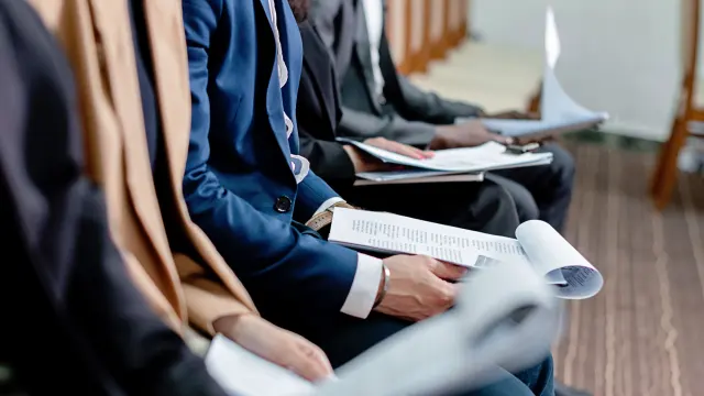 Sigorta Acentesi Açmak mı, Sigorta Şubesi Olmak mı? 2026 Farkları