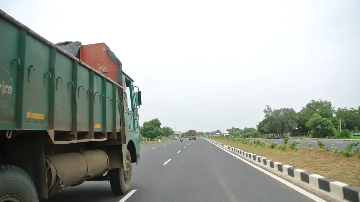 CMR Taşıyıcı Sorumluluk Sigortası ile Emtia Nakliyat Sigortası Aynı mı? 2026 Karşılaştırma Rehberi