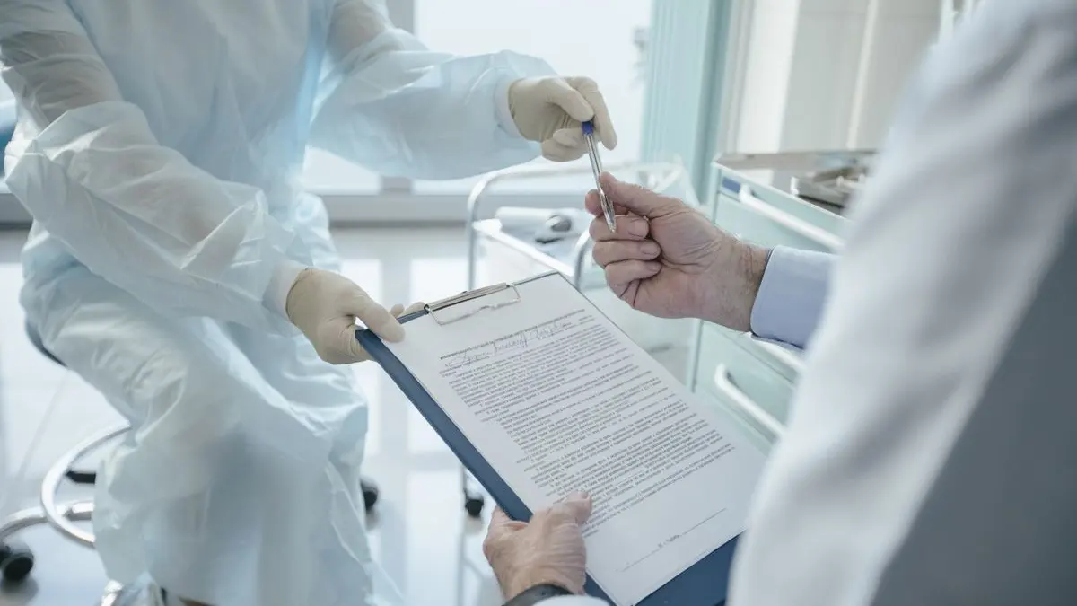 Doktor Hastane Değiştirirse Malpraktis Sigortası Ne Olur? 2026 Poliçe Devamlılığı Rehberi